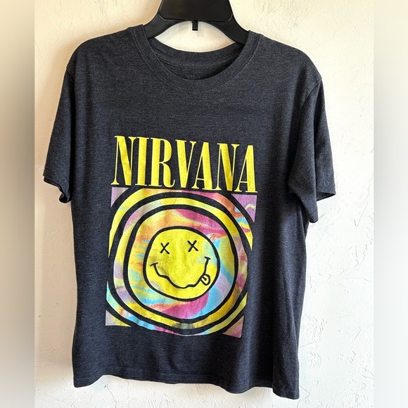 Tops - Vintage 90s Y2K Nirvana Graphic Rock Band Dark Grey Tiny Tee Sz XS